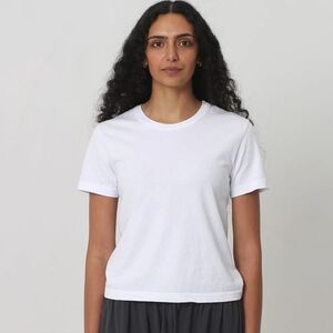 NWOT Everybody.World Tailored Trash Tee